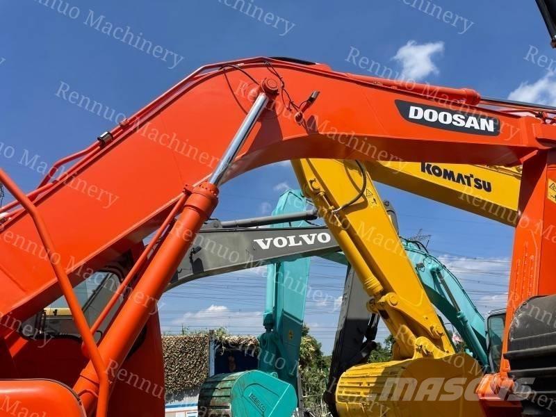 Doosan DH 300 LC-7 Crawler excavators