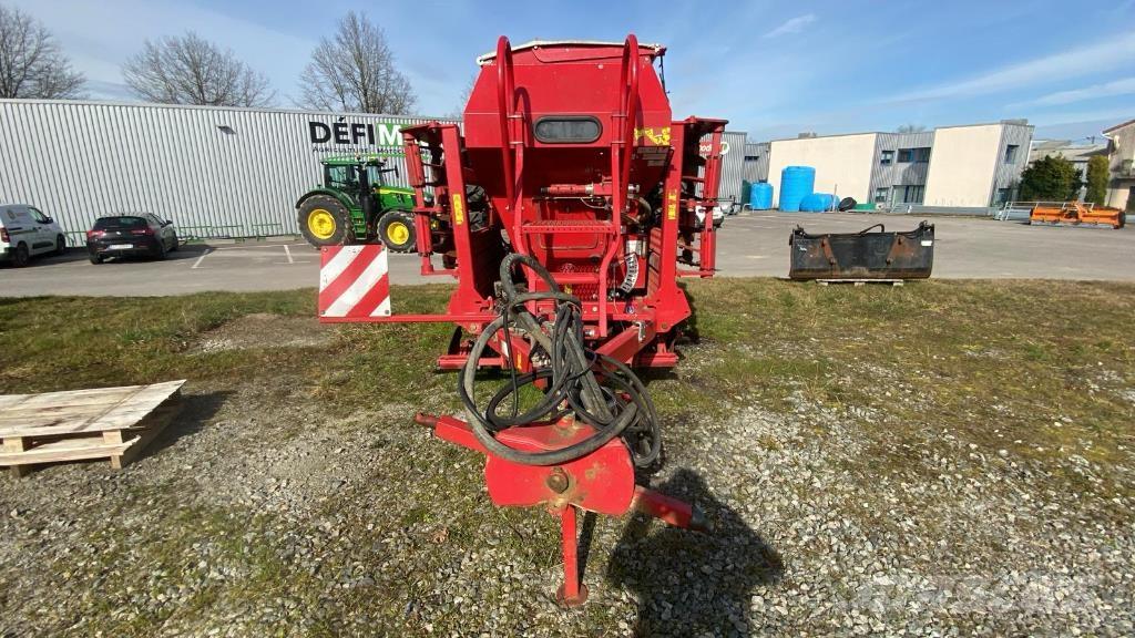 Horsch PRONTO 4 DC Combination drills
