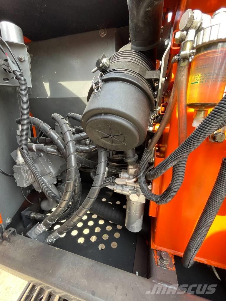 Hitachi ZX 70 Mini excavators  7t - 12t