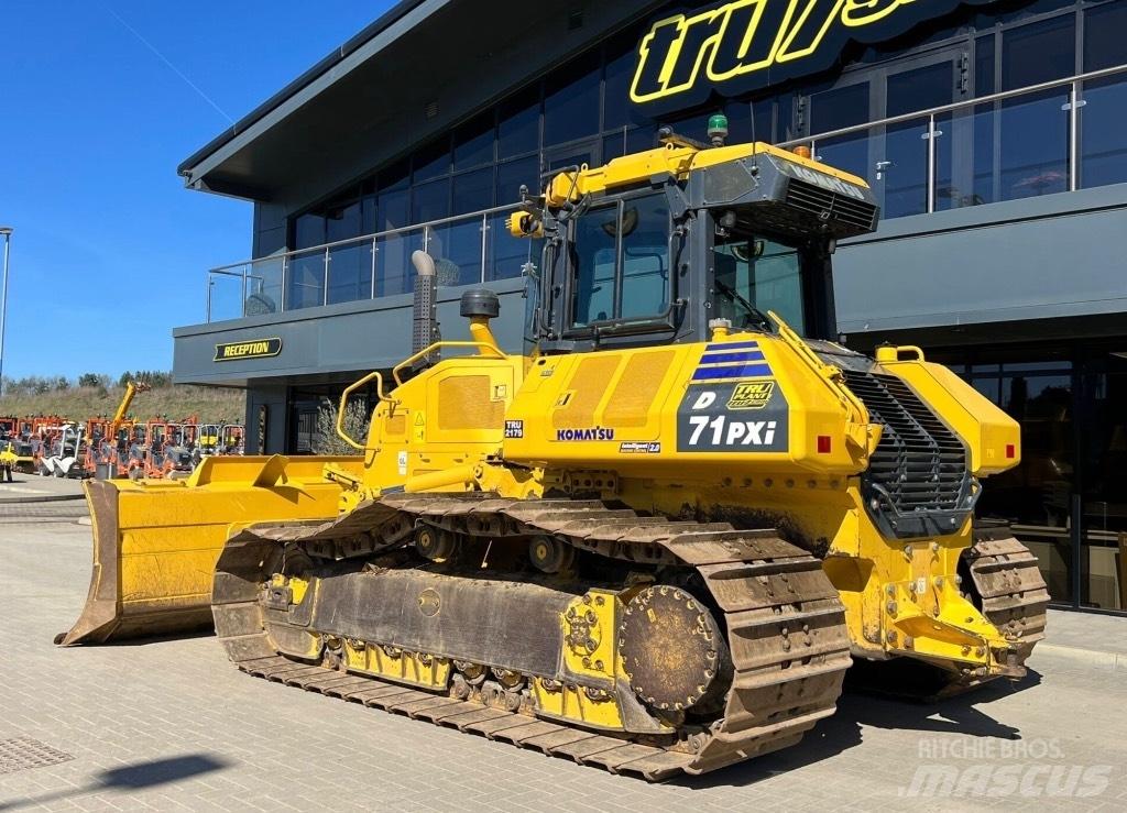 Komatsu D 71P Xi Crawler dozers
