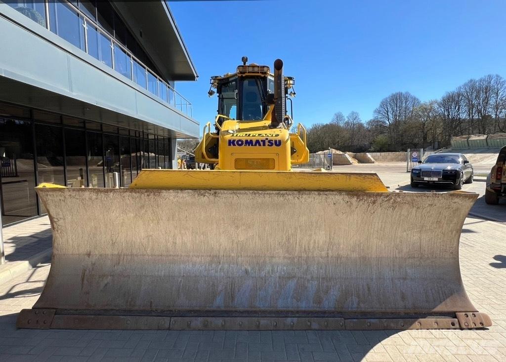 Komatsu D 71P Xi Crawler dozers