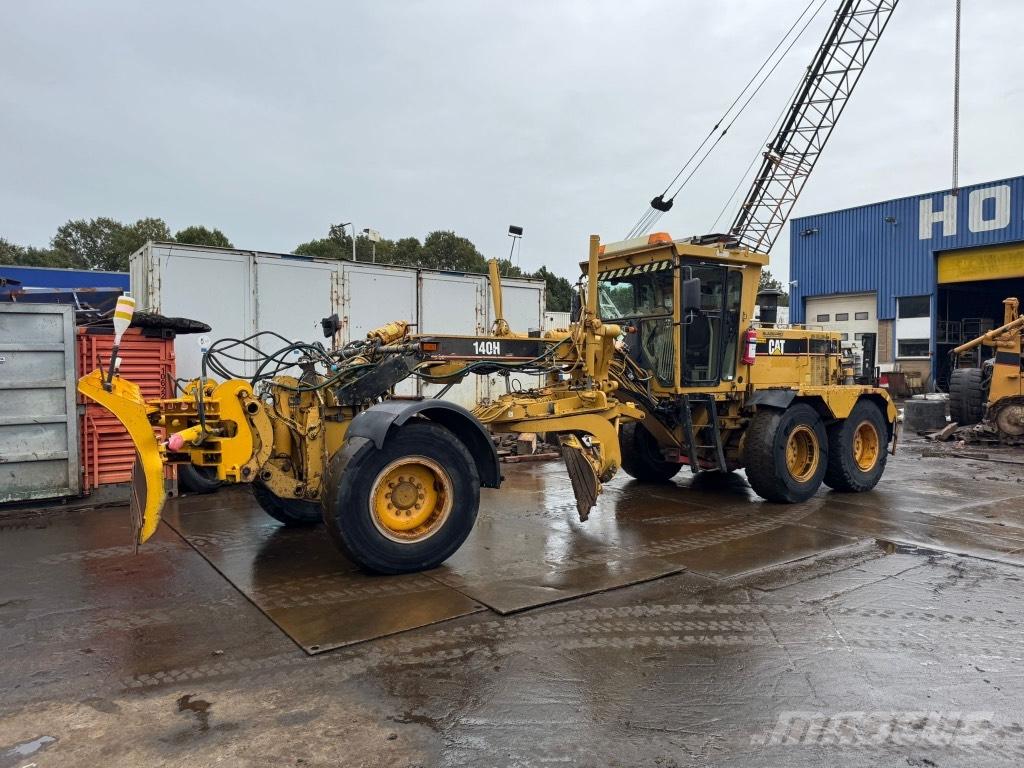 CAT 140 H Graders