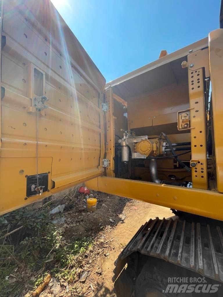 CAT 330 GC Crawler excavators