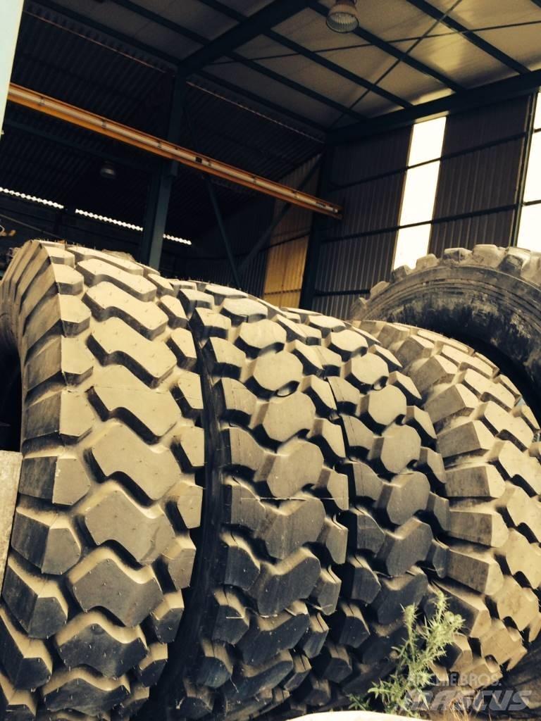 Goodyear 18R35 Tyres, wheels and rims