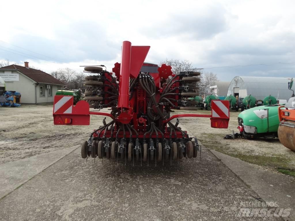 Horsch Pronto 4 DC Combination drills