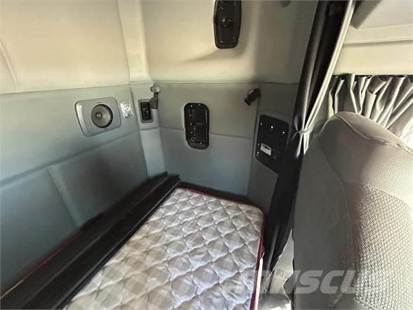 Kenworth T680 Prime Movers