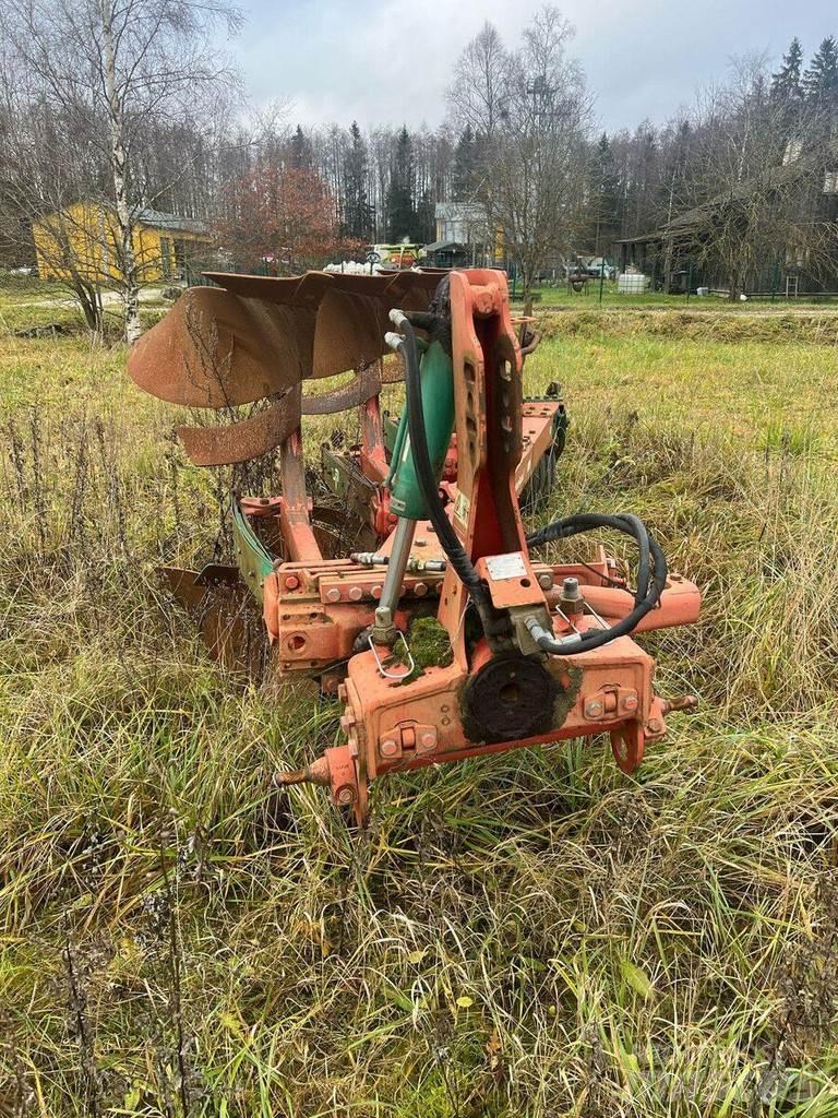 Kverneland EM 85 Plows