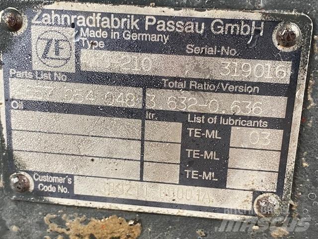 Hitachi ZF 4WG-210 Transmission