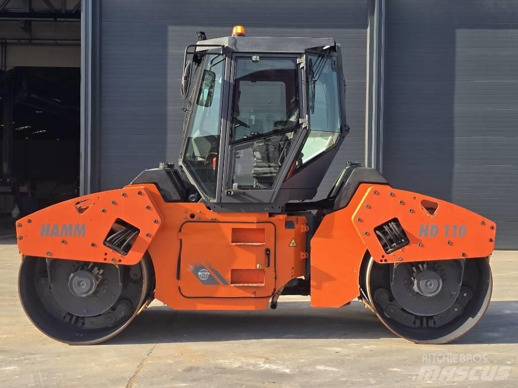 Hamm HD 110 Twin drum rollers