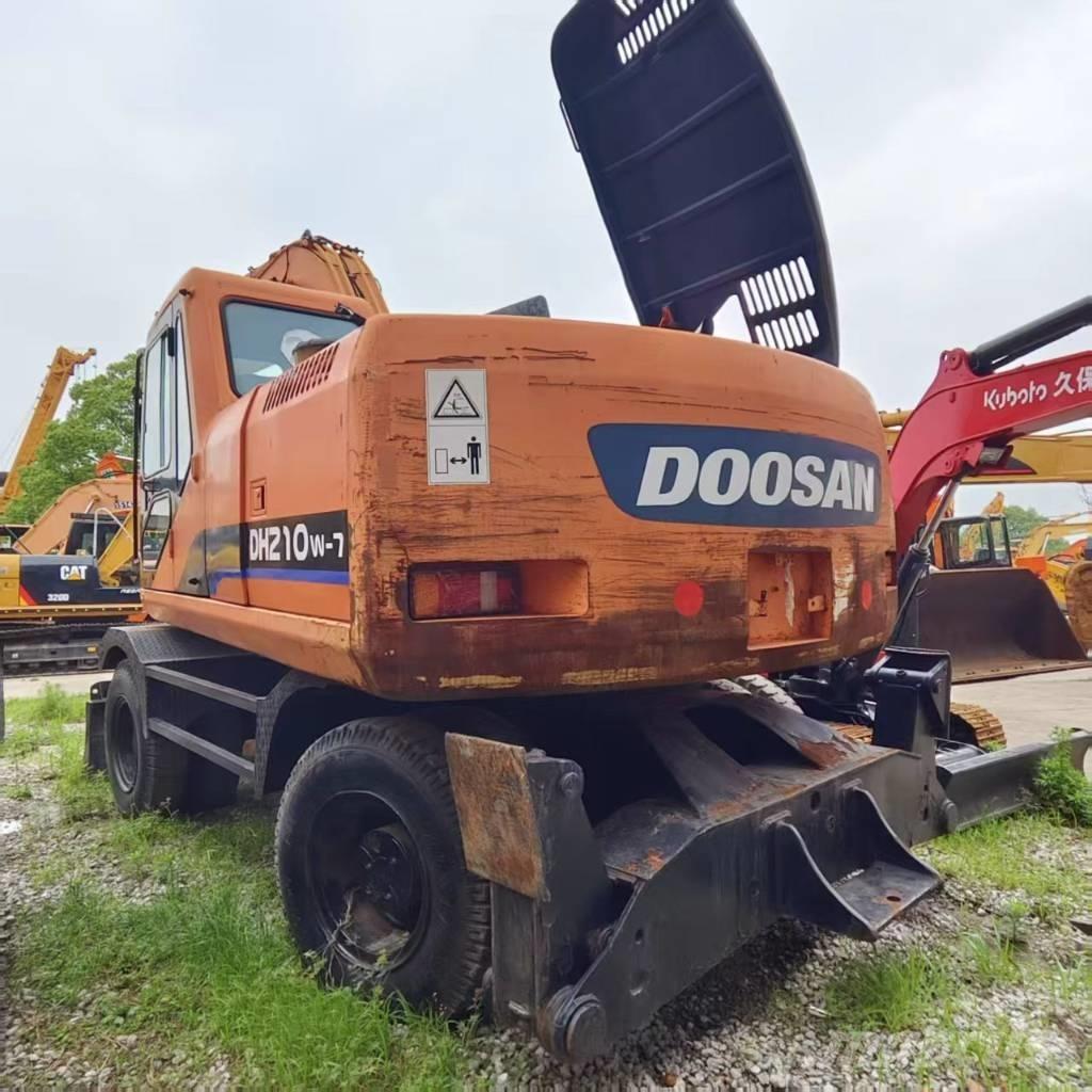 Doosan DH 210 W-7 Wheeled excavators