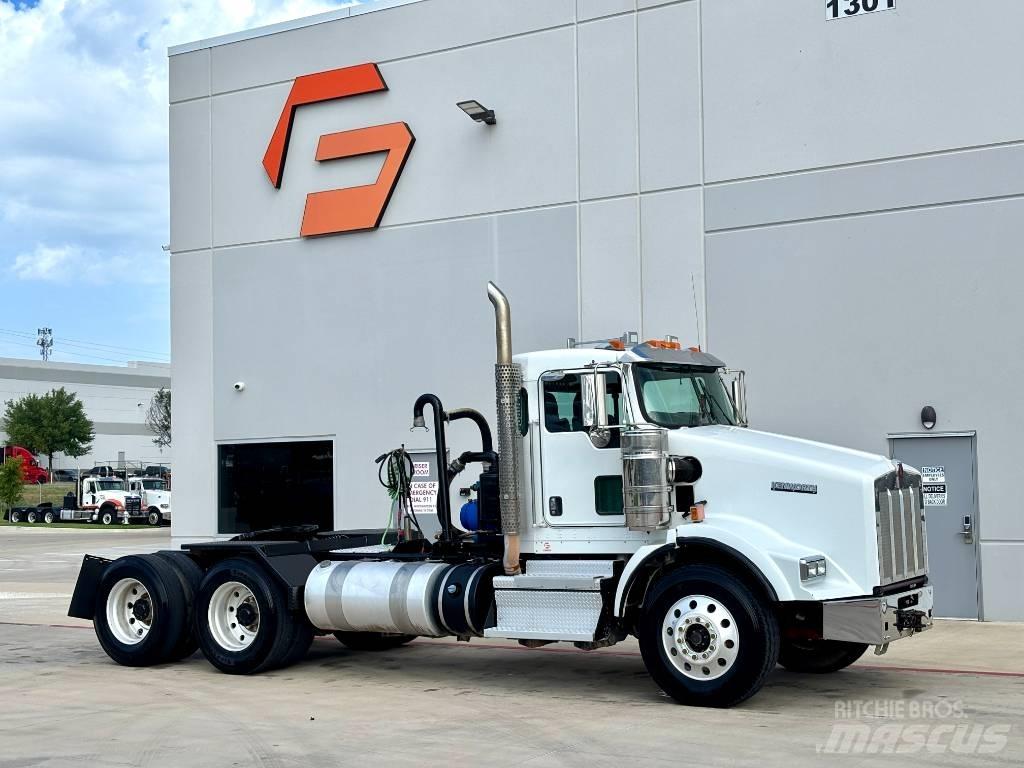 Kenworth T 800 Prime Movers