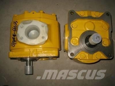 Shantui SD16 Transmission