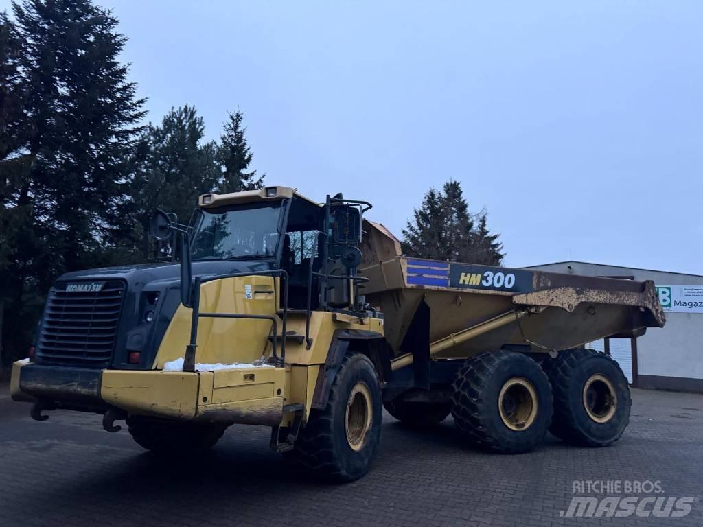 Komatsu HM 300-3 Articulated Haulers
