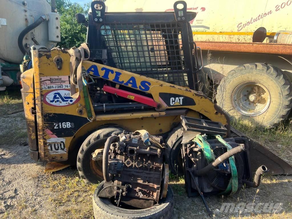 CAT 216 B 3 Radiators