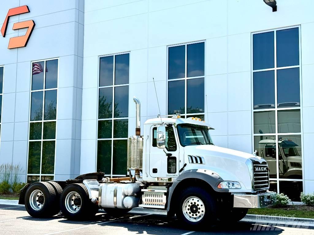 Mack GU 813 Prime Movers