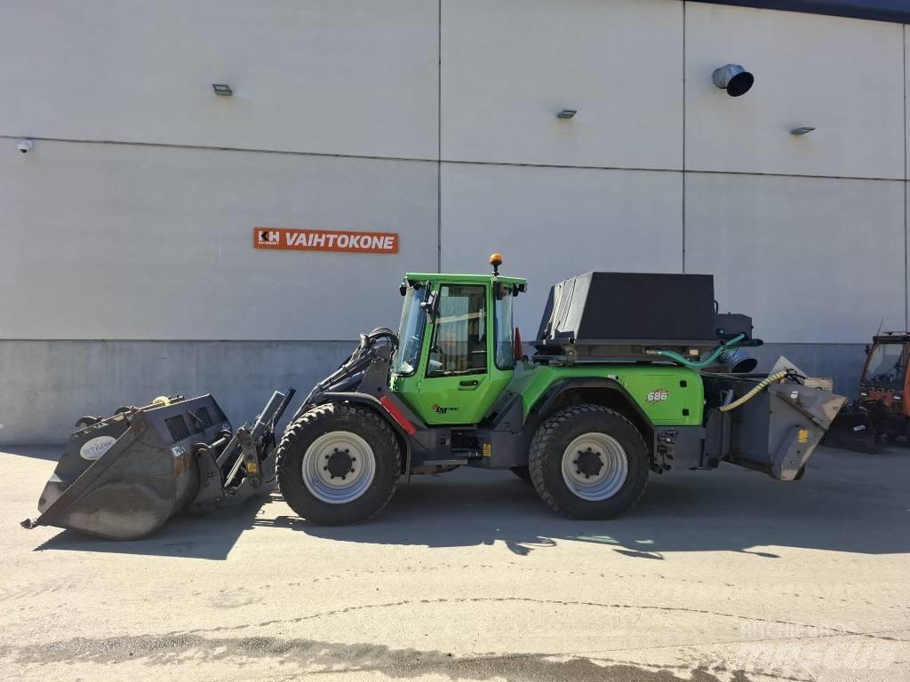 LM Trac 686 Wheel loaders