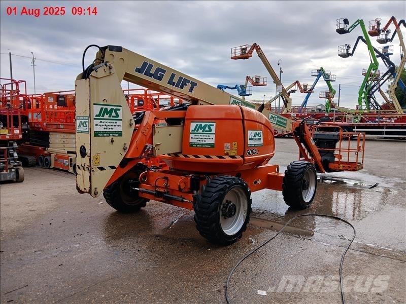 JLG 600 AJ Articulated boom lifts