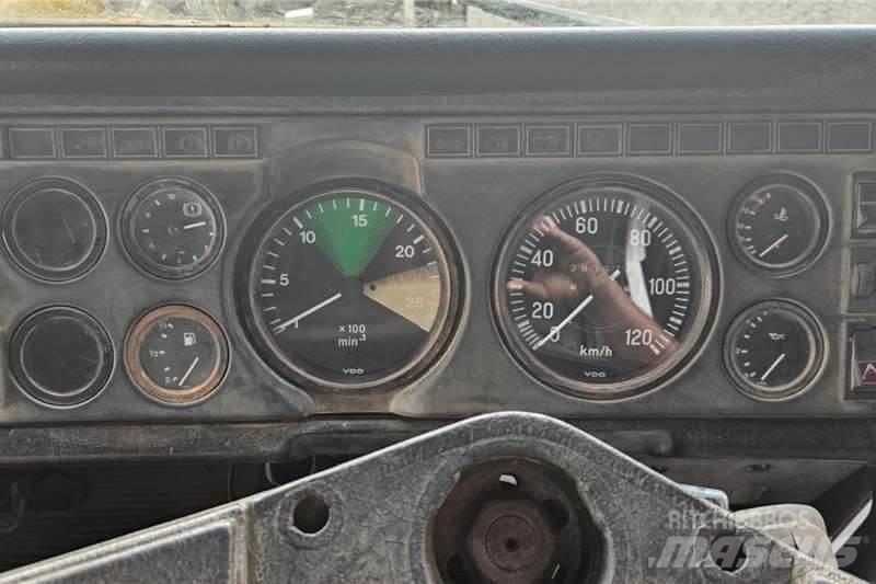 MAN 30-240 Other trucks