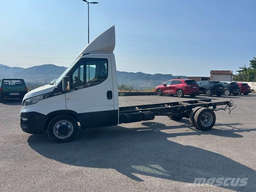 Iveco Daily 35-150 Transport vehicles