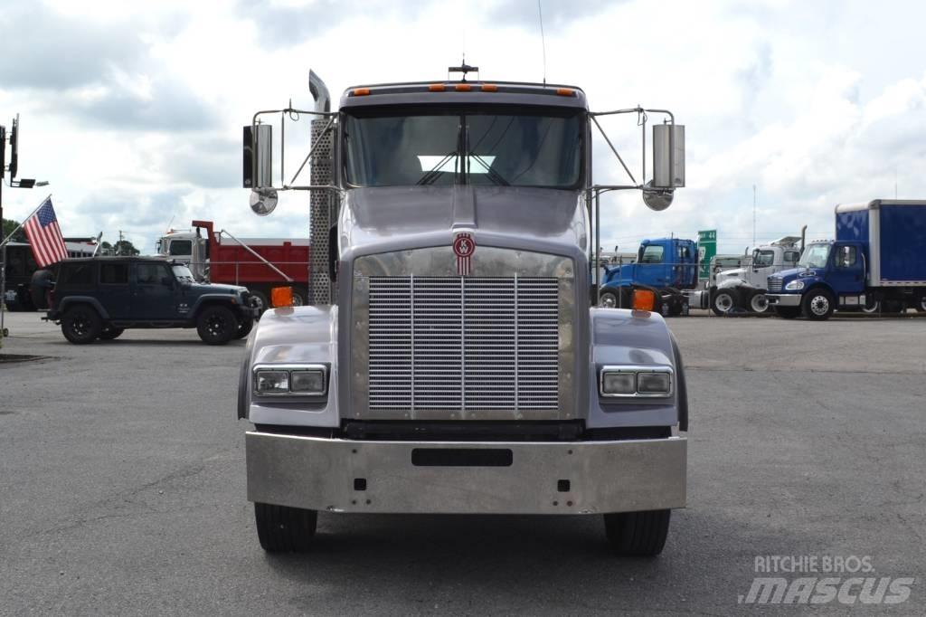 Kenworth T 800 Prime Movers