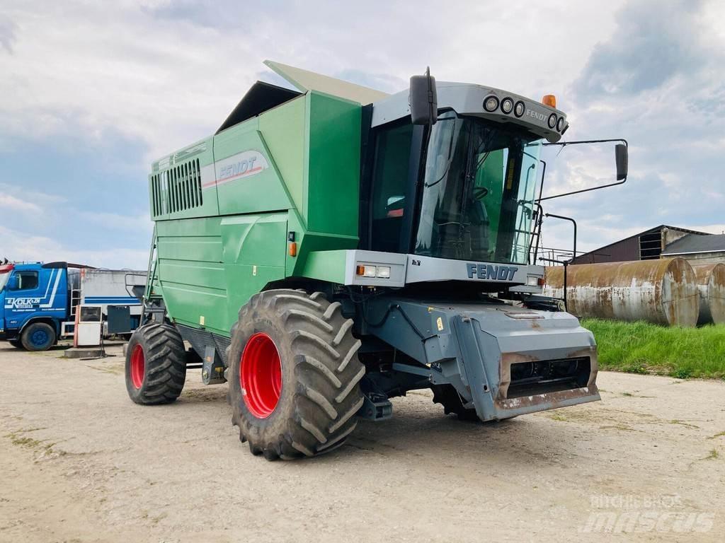 Fendt 8300 AL Combine harvesters