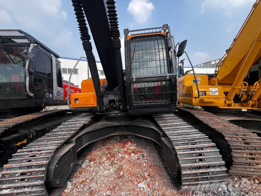 Hyundi HX220HD Crawler excavators