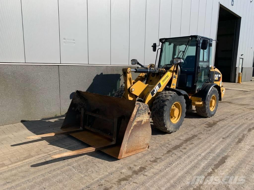CAT 906 Wheel loaders