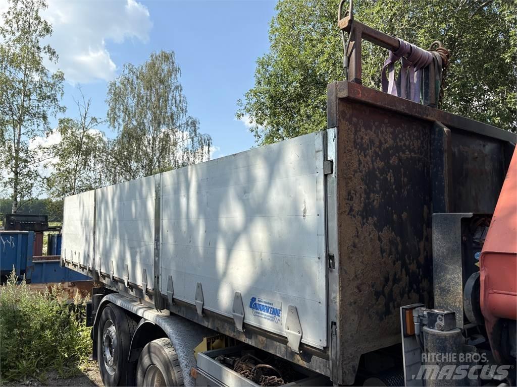 Volvo FM460 6x2*4 Truck mounted cranes