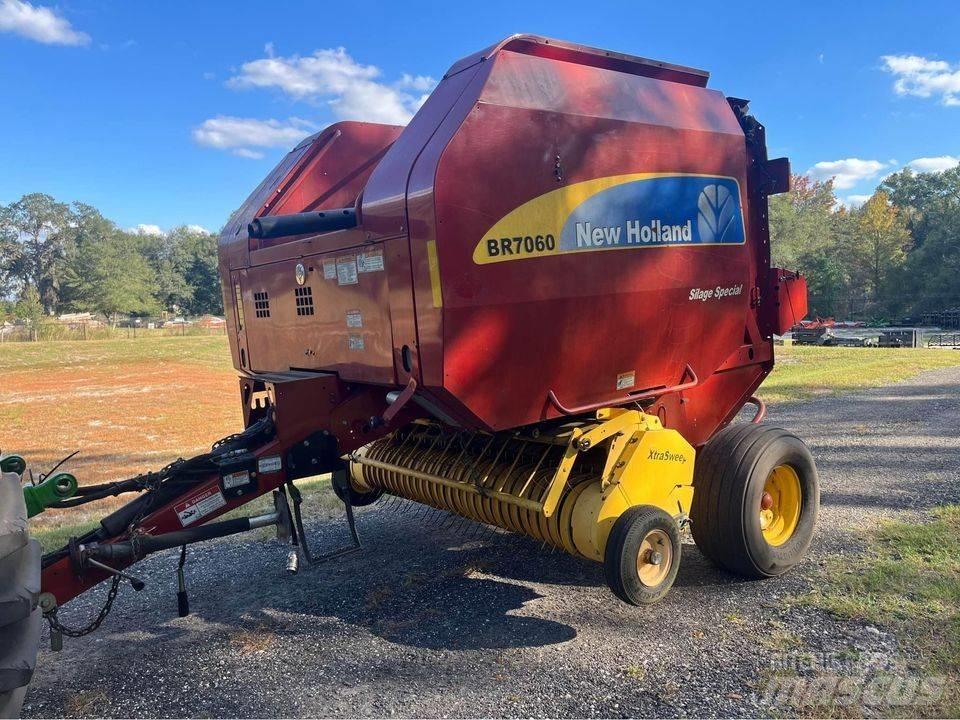New Holland BR 7060 Round balers