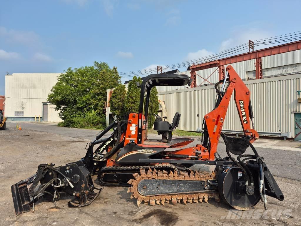 Ditch Witch XT 1600 Backhoe