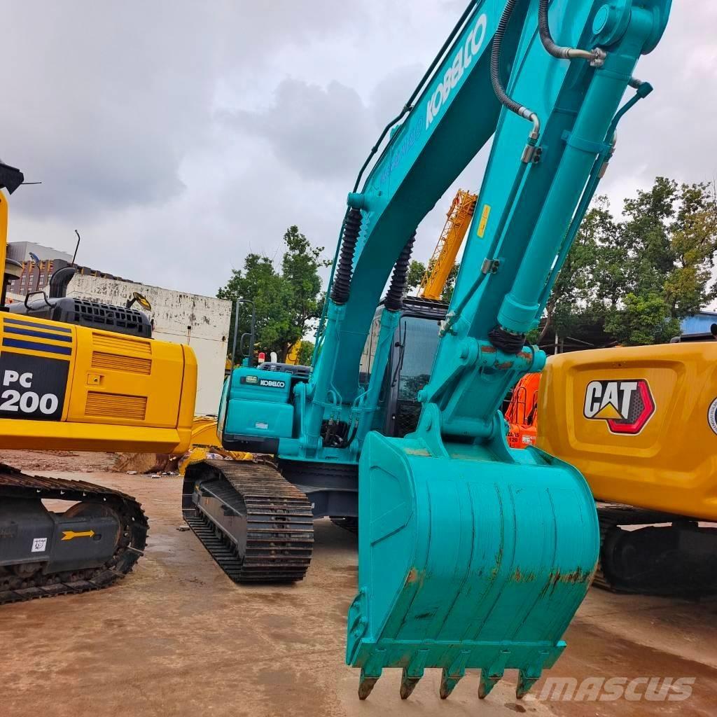Kobelco SK 200 Crawler excavators
