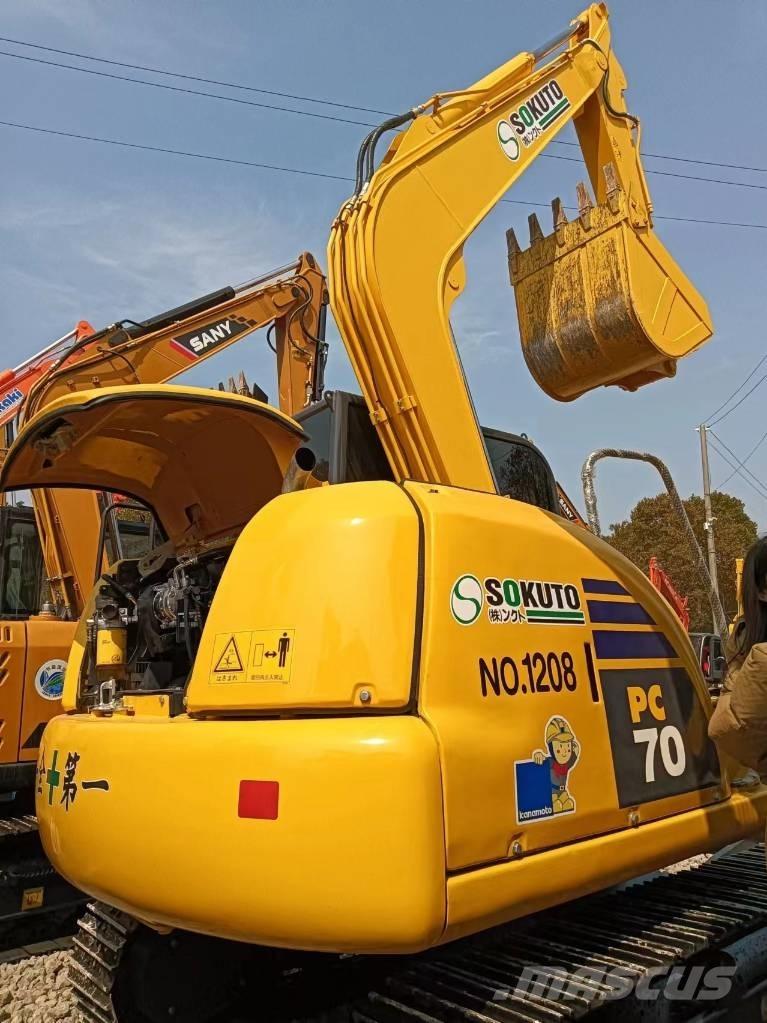 Komatsu PC 70 Mini excavators  7t - 12t