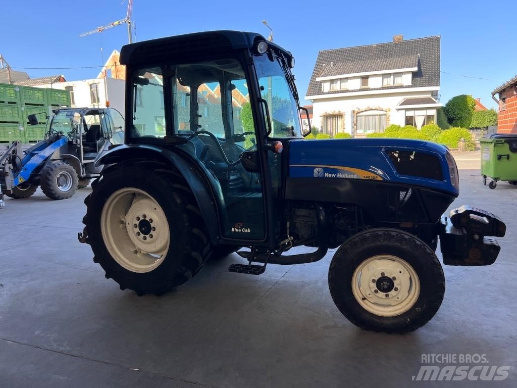 New Holland T4030F Tractors