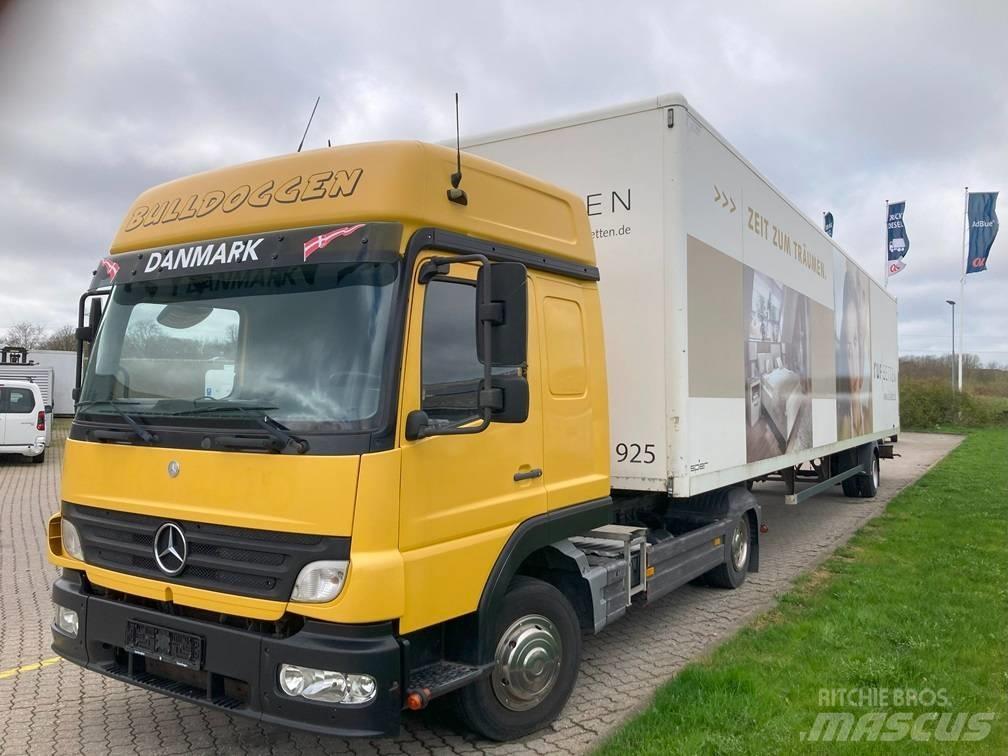 Mercedes-Benz 822 Prime Movers