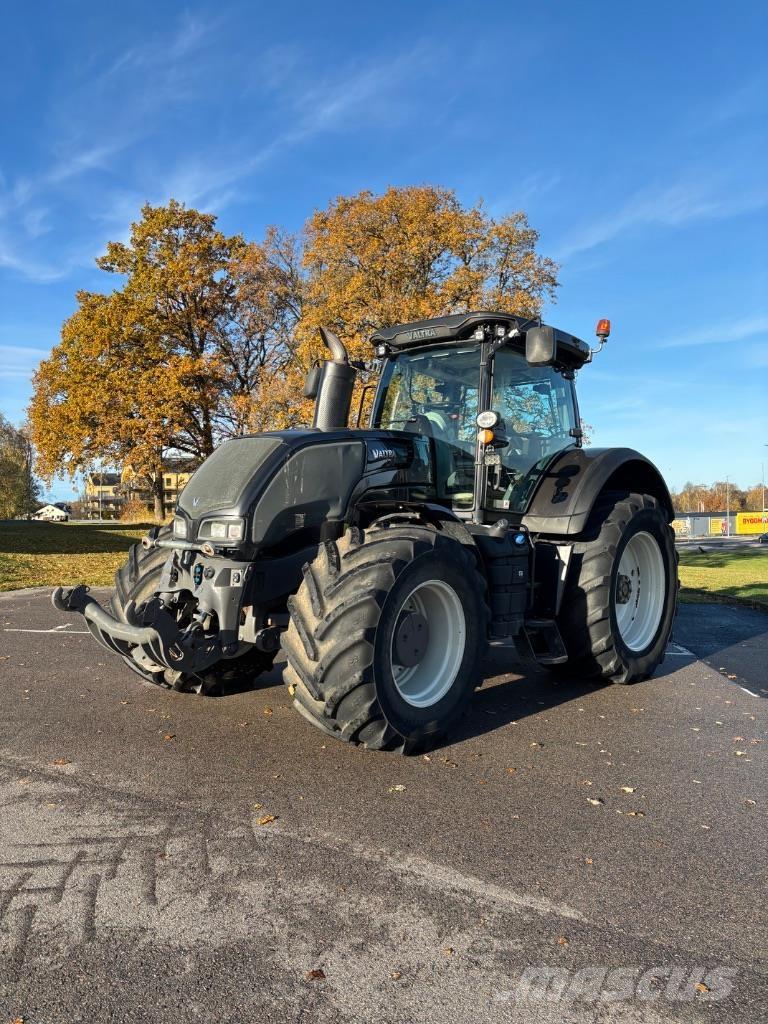 Valtra S 293 Tractors