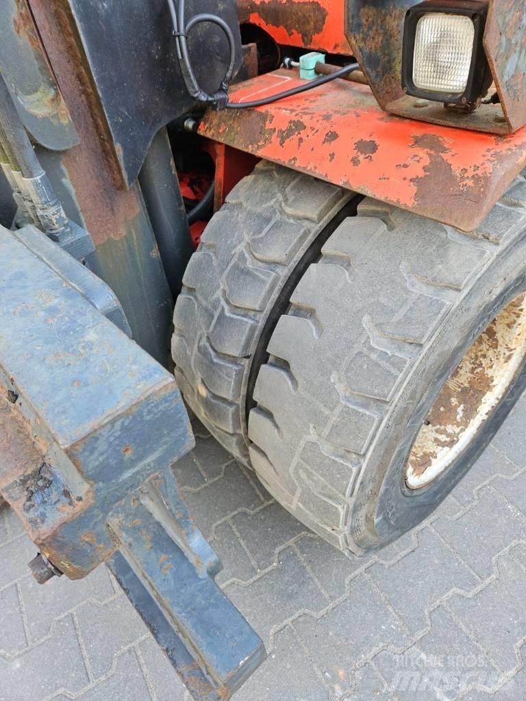 Kalmar DC 8-600 Diesel trucks