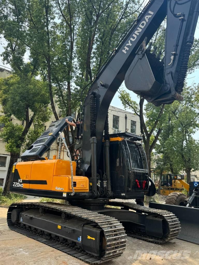 Hyundai HX220HD Crawler excavators