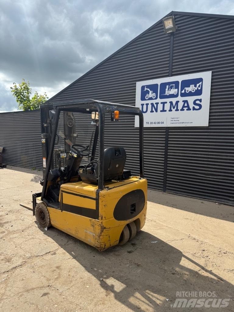 CAT EP 16 Electric forklift trucks