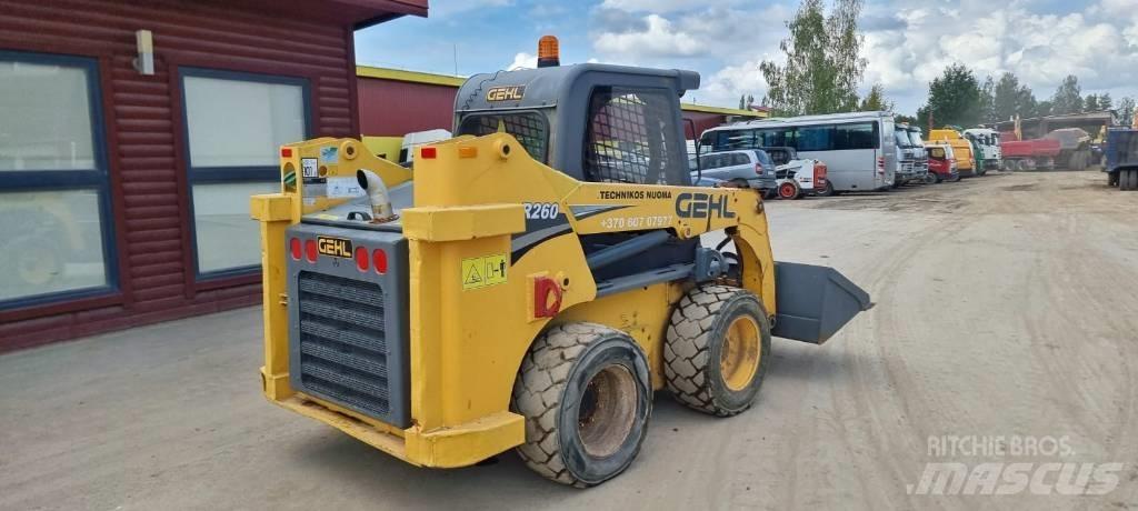 Gehl R 260 Skid steer loaders