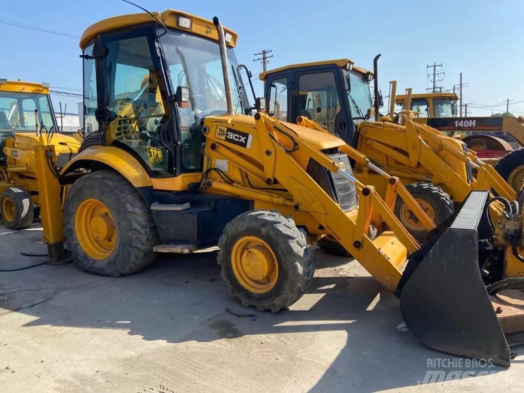 JCB 3 CX Backhoe