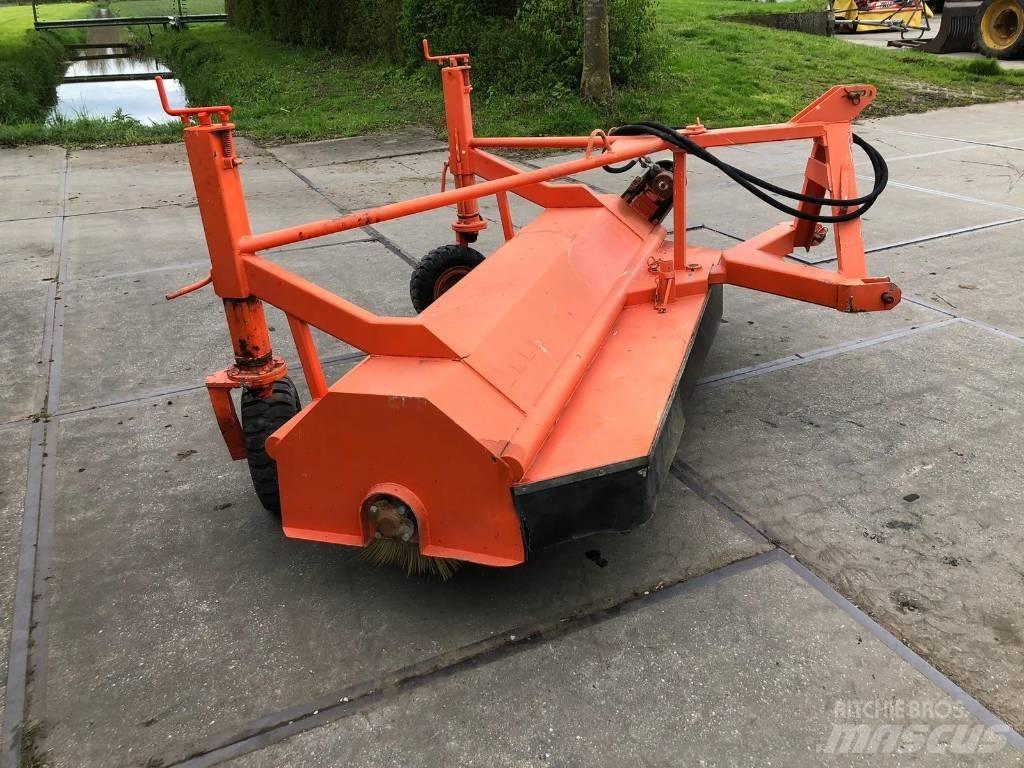 Holaras H-220-V Sweepers
