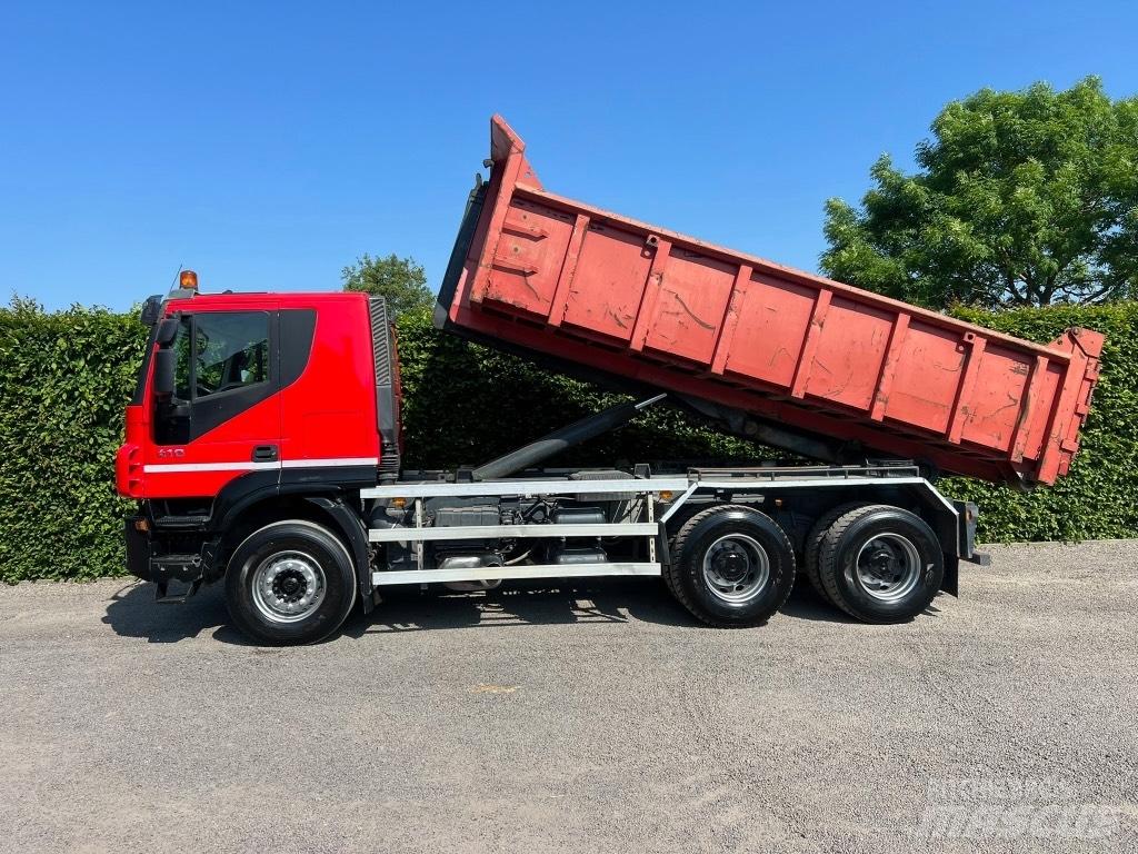 Iveco Trakker 380 Prime Movers