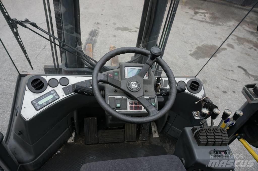 Kalmar DCF55-6H Diesel trucks