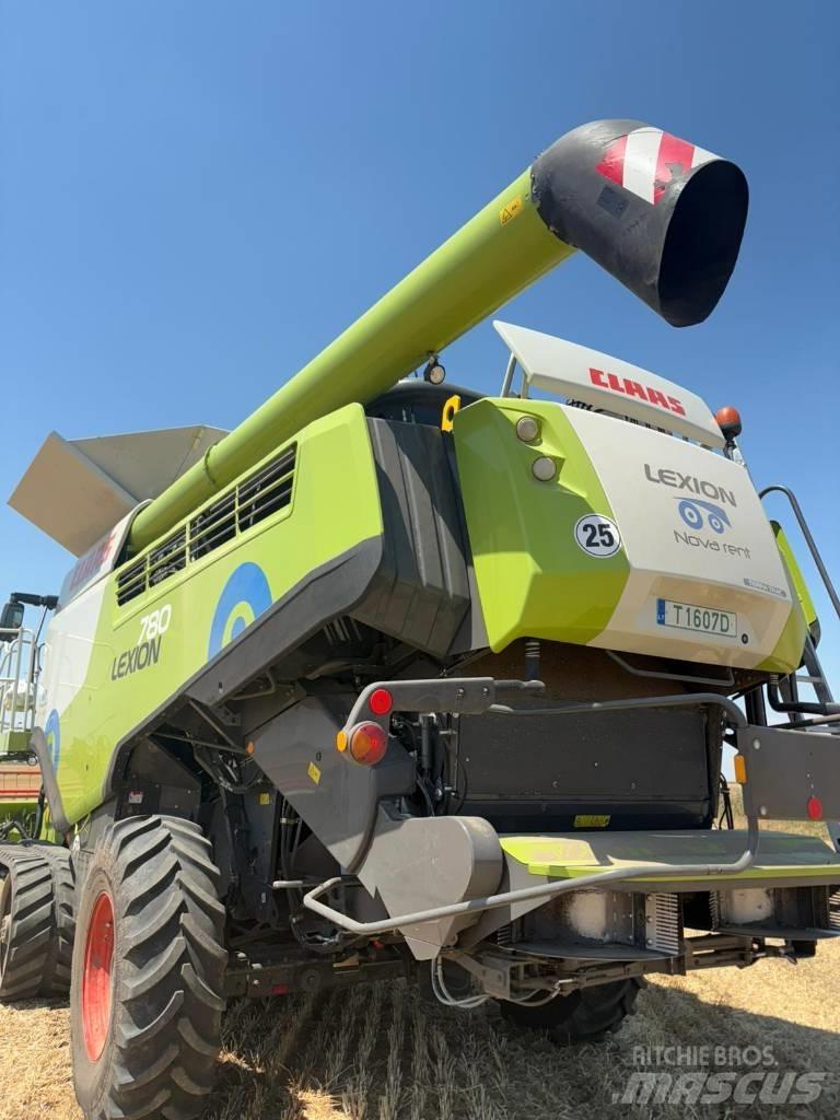 CLAAS Lexion 780 TT Combine harvesters