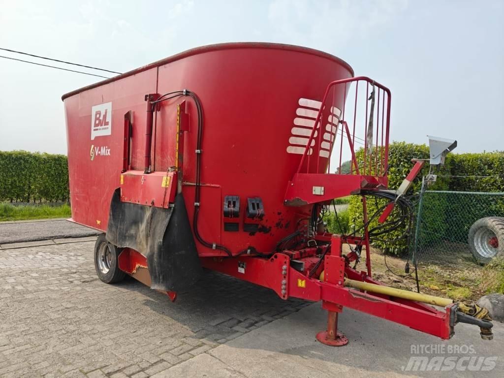 BvL V Mix  24 2S Feed mixer