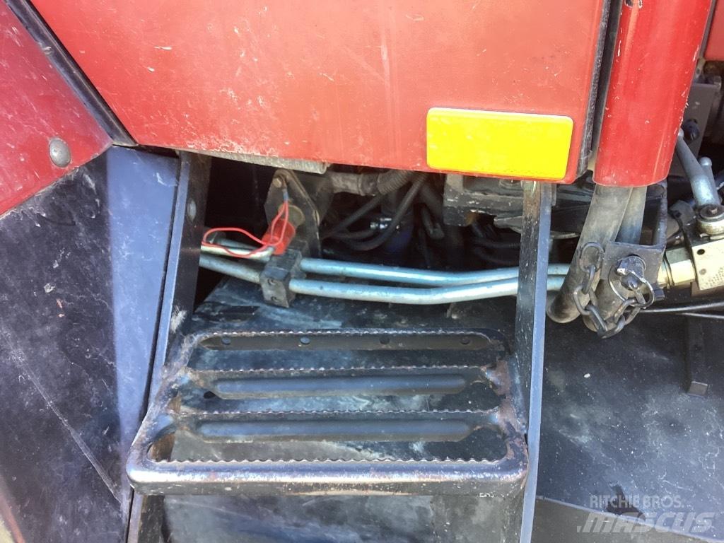 Case IH Maxxum 5130 Tractors