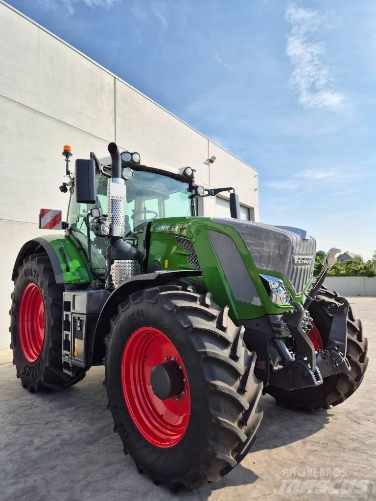 Fendt 822 Vario Tractors