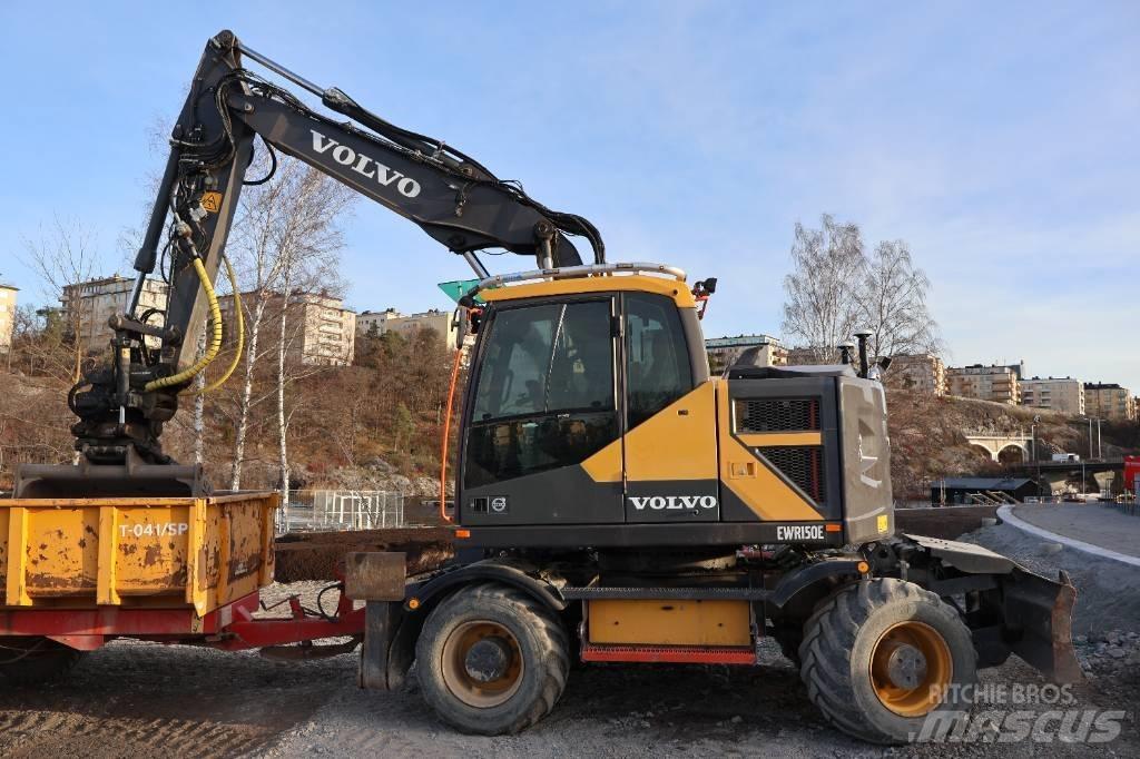Volvo EWR 150 E Wheeled excavators