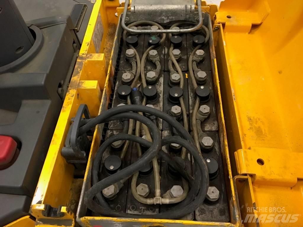 Jungheinrich ERE 225 Low lifter