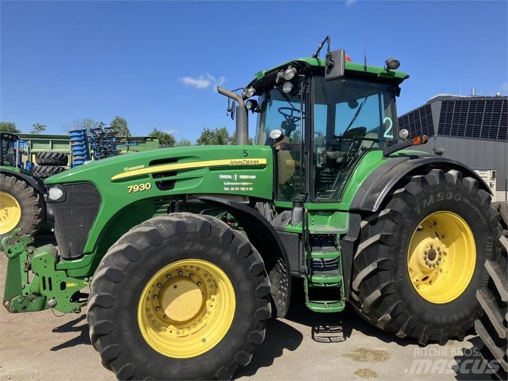 John Deere 7930 Tractors